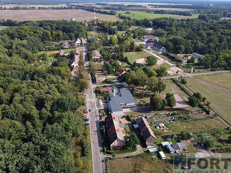 Rzędziny,2041m2,zabuowa jednorodzinna,las,park