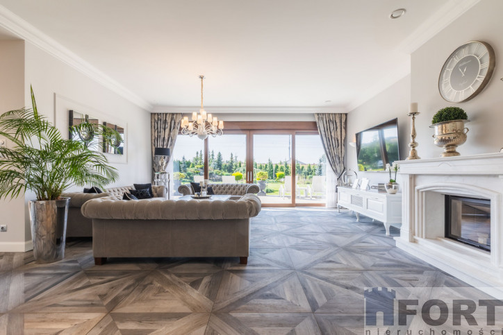 Dom Sprzedaż Police 14