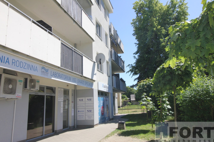 Lokal Sprzedaż Police 1