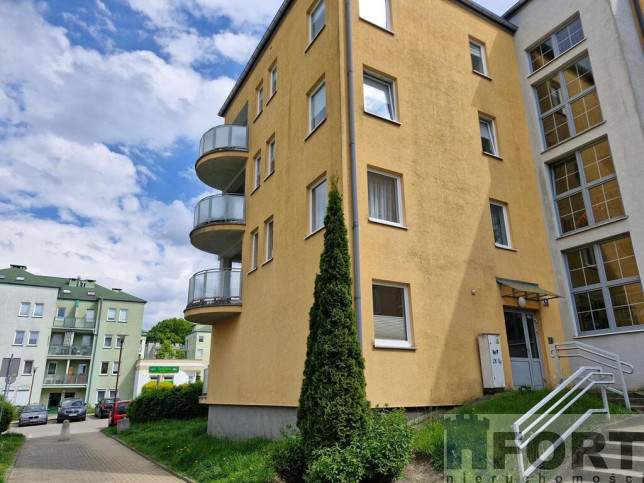 Mieszkanie Sprzedaż Szczecin os. Bukowe Beżowa 10