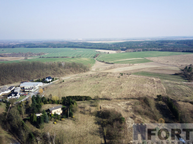 Duża działka budowlana - wydane warunki - 2600 m2